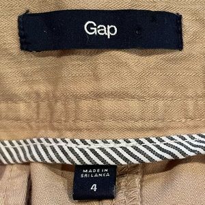 GAP khaki skirt
